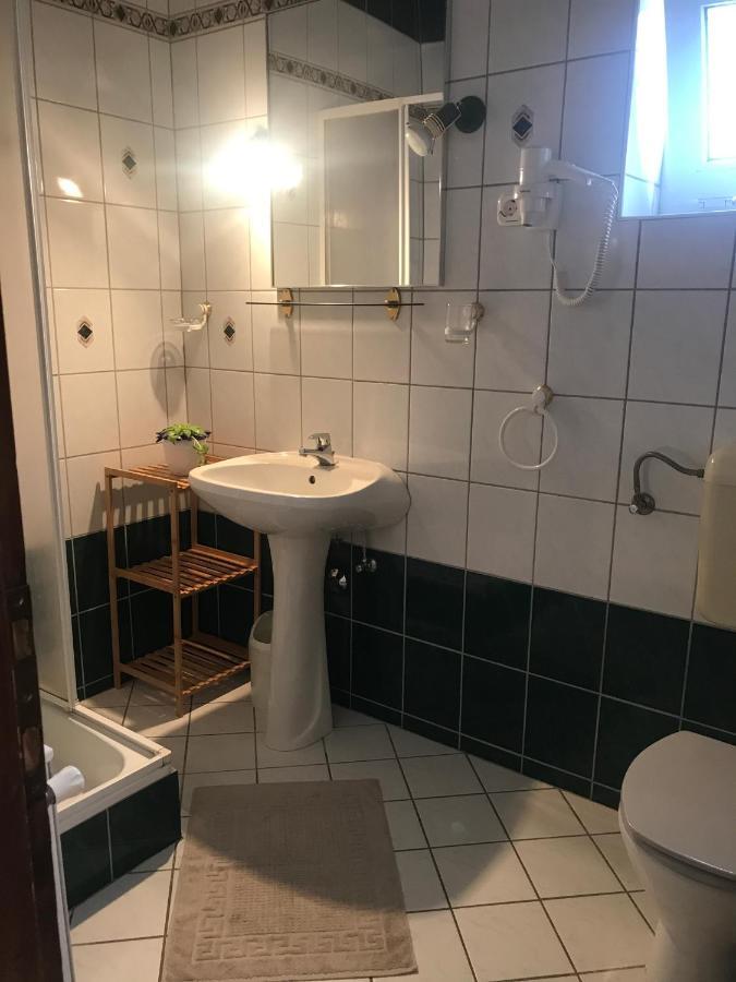 Majlath Vendeghaz Hotel Bük Екстериор снимка