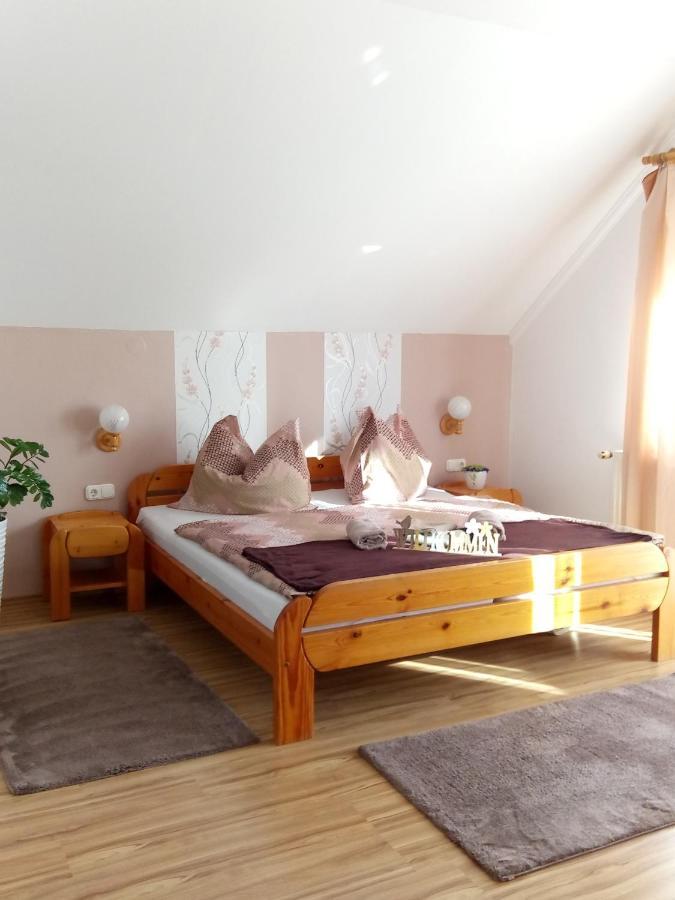 Majlath Vendeghaz Hotel Bük Екстериор снимка