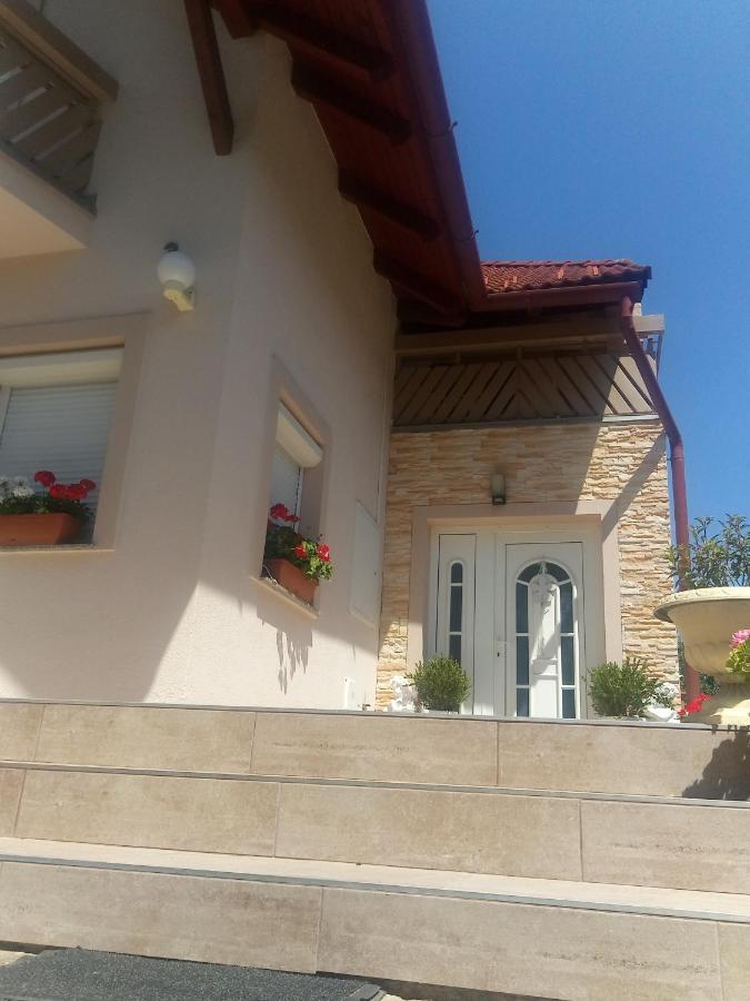 Majlath Vendeghaz Hotel Bük Екстериор снимка