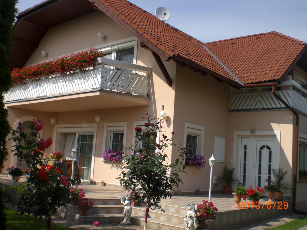 Majlath Vendeghaz Hotel Bük Стая снимка