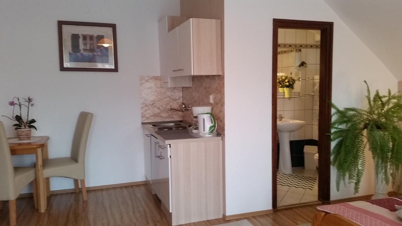 Majlath Vendeghaz Hotel Bük Екстериор снимка